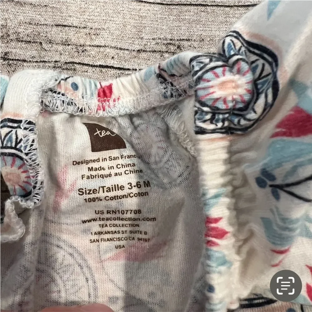 Tea Collection Graphic Print Romper; Size 3-6 months